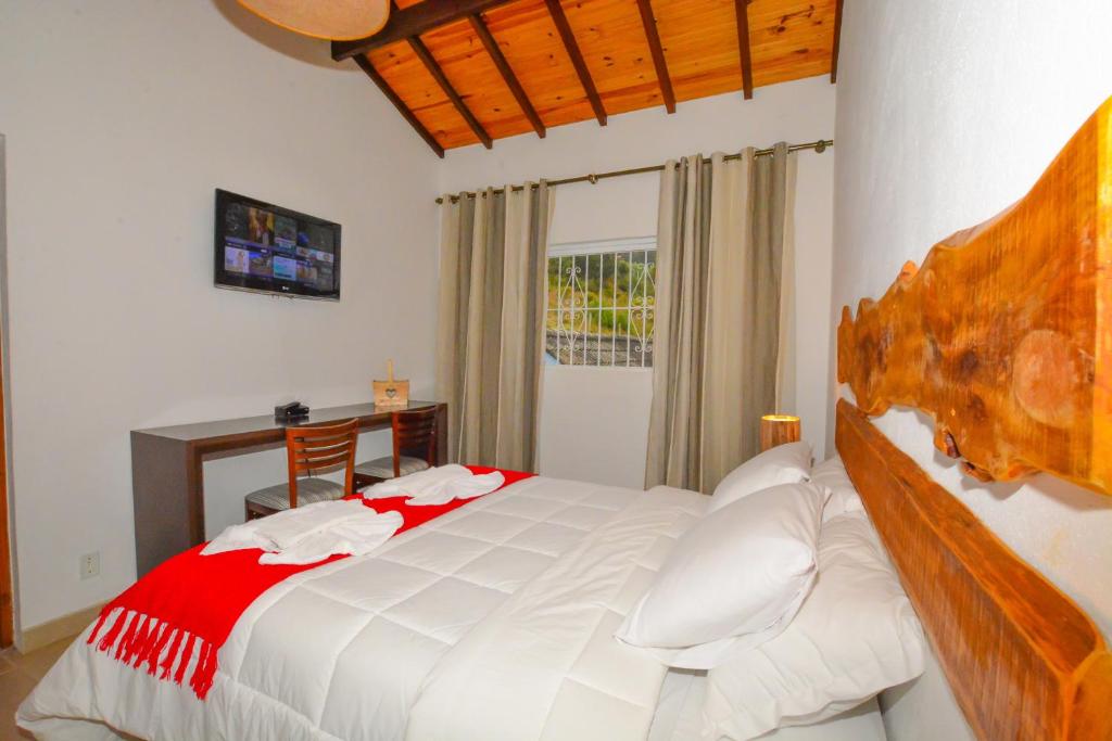  Maison Bleue Suites