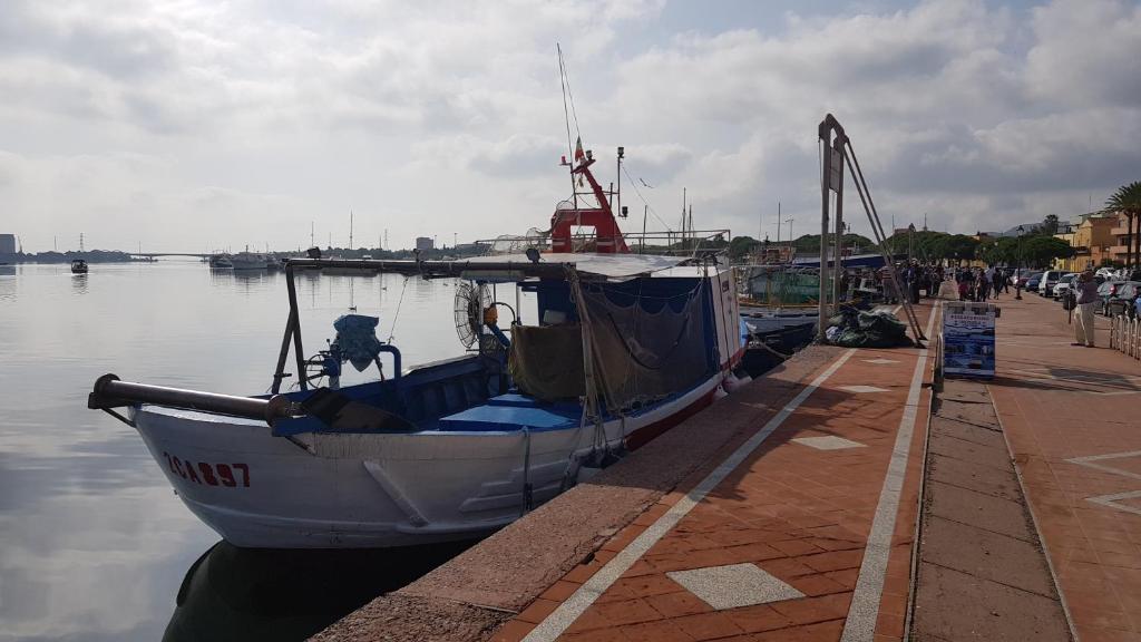 Isola dei Fenici a Sant'Antioco - Apt con terrazza centrale
