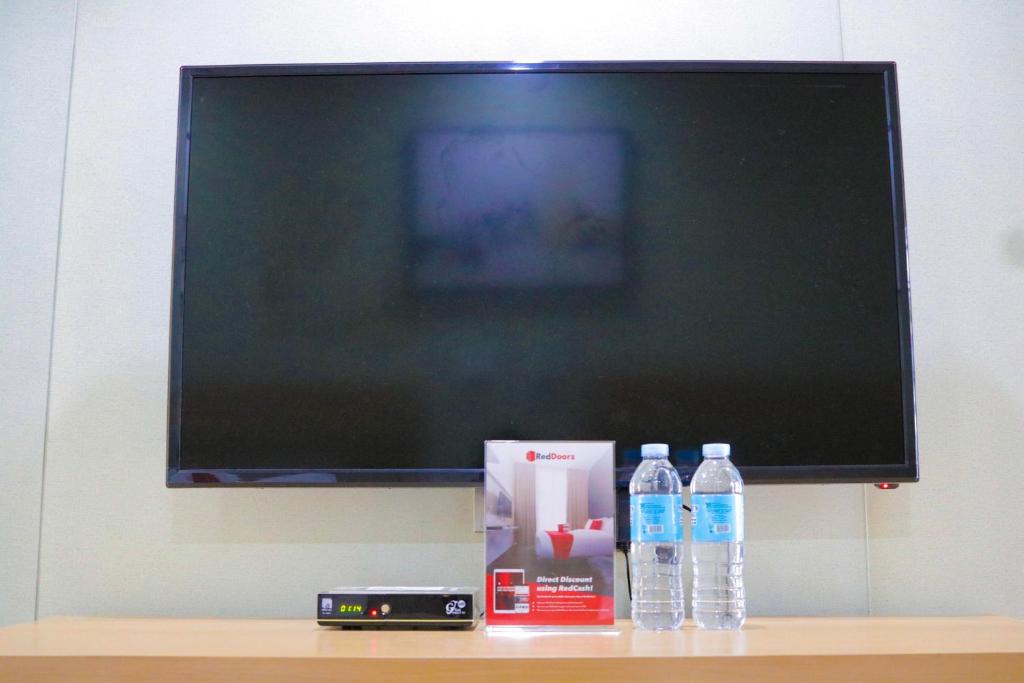 TV a/nebo společenská místnost v ubytování RedDoorz Plus @ AS Fortuna Cebu