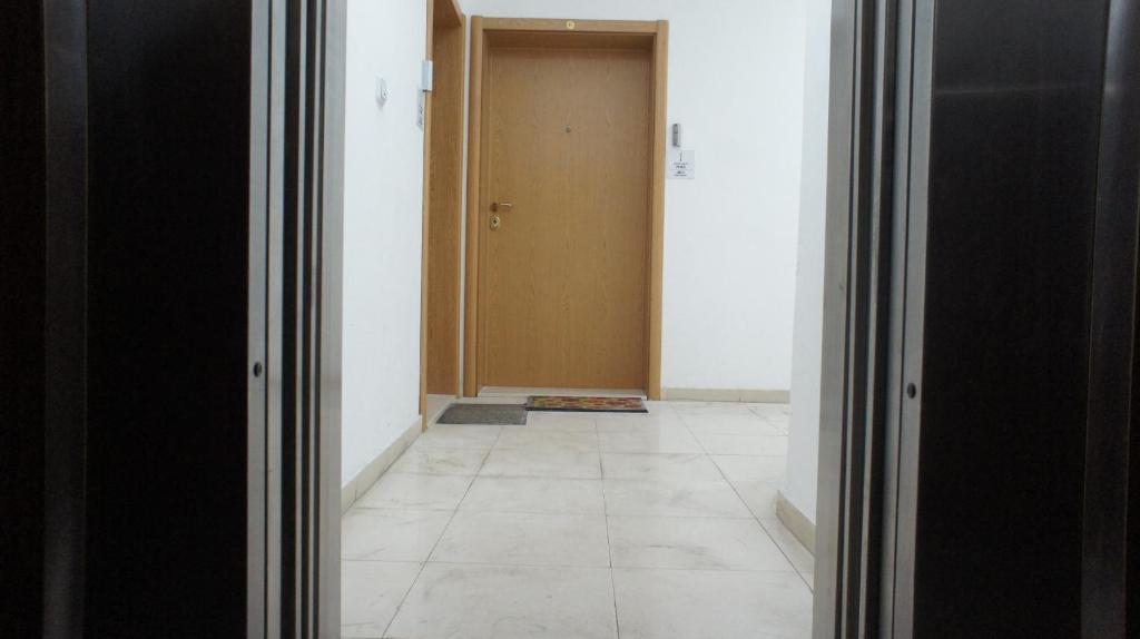 City Apartments - One-Bedroom Apartment - 9 Bistritsa Str., Floor 3