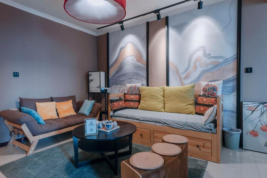 Xi'an Yanta·High-tech CBD· Locals Apartment 00171700 - Appartement Met Balkon