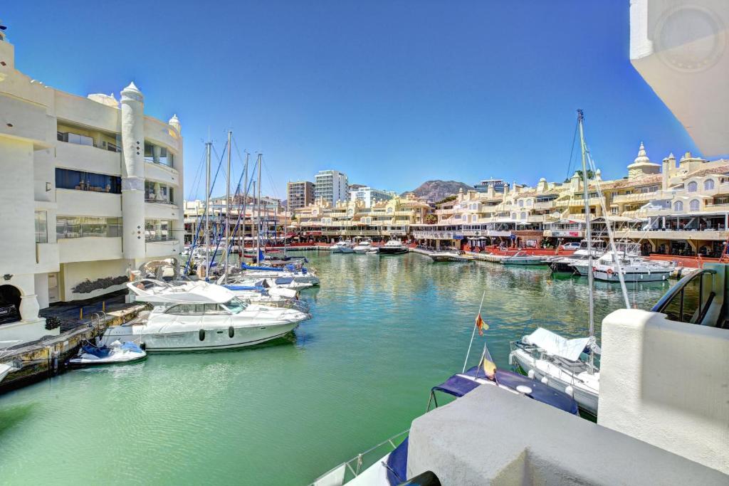 Puerto Marina Apartamento Exclusivo Benalmádena, Benalmádena ...