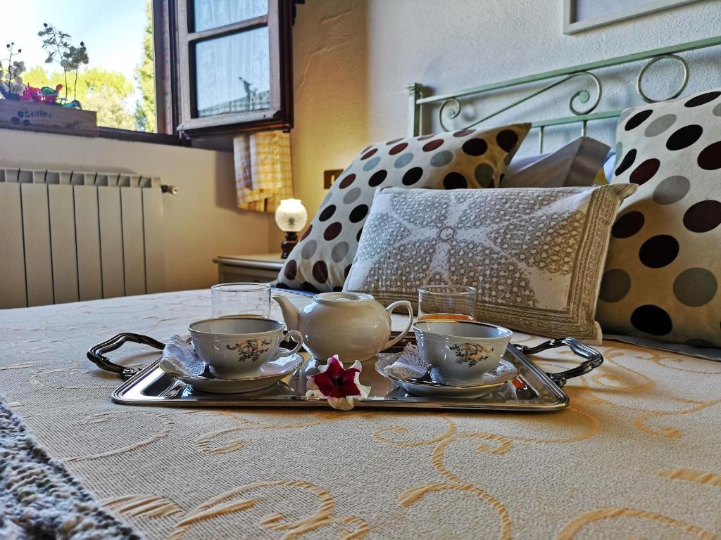 Príslušenstvo na prípravu kávy alebo čaju v ubytovaní Agriturismo Palazzo Conti - B