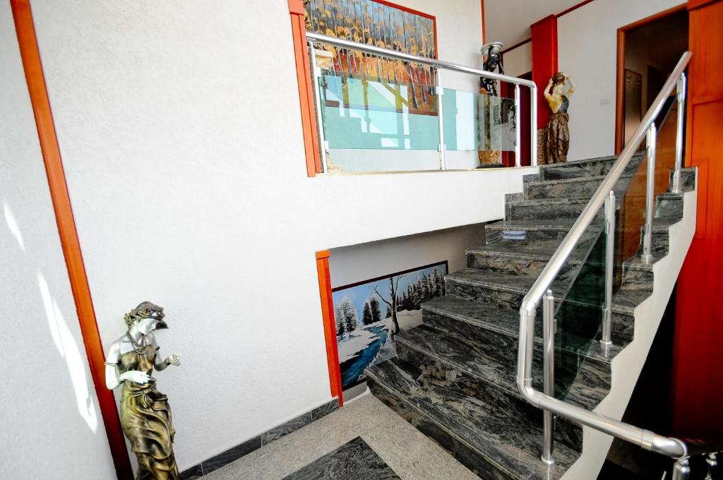 Fotografie z fotogalerie ubytování Hotel Lubjana v destinaci Tirana
