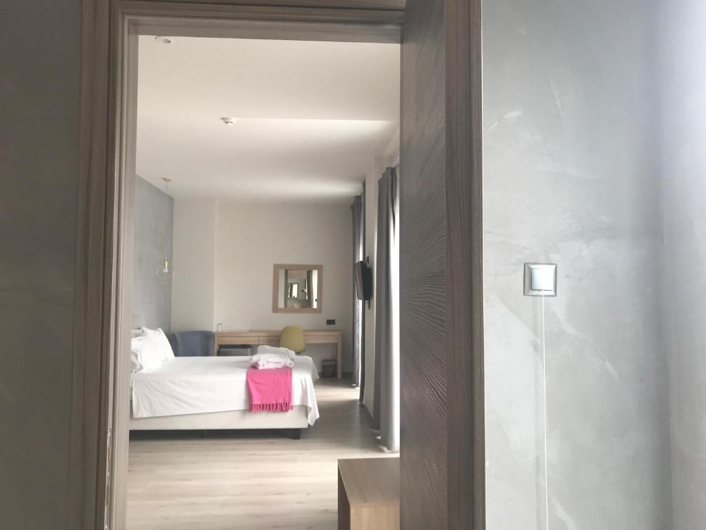 Superior One Boutique Hotel - Resim 10