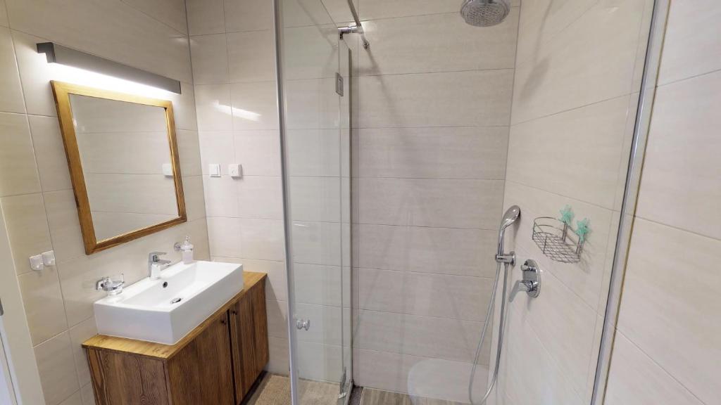 Čuček Guesthouse - 9