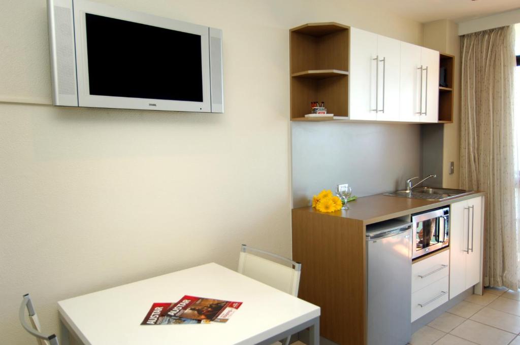 
Executive Beach View Level 10 - 13
