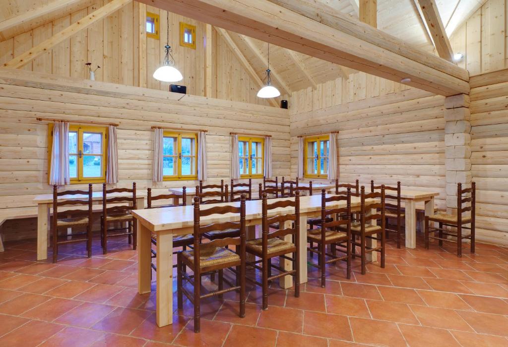 Restaurace v ubytování Pension Tereza & Šumavské Roubenky