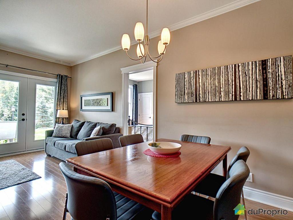 Posezení v ubytování Condo Le Champlain - 105