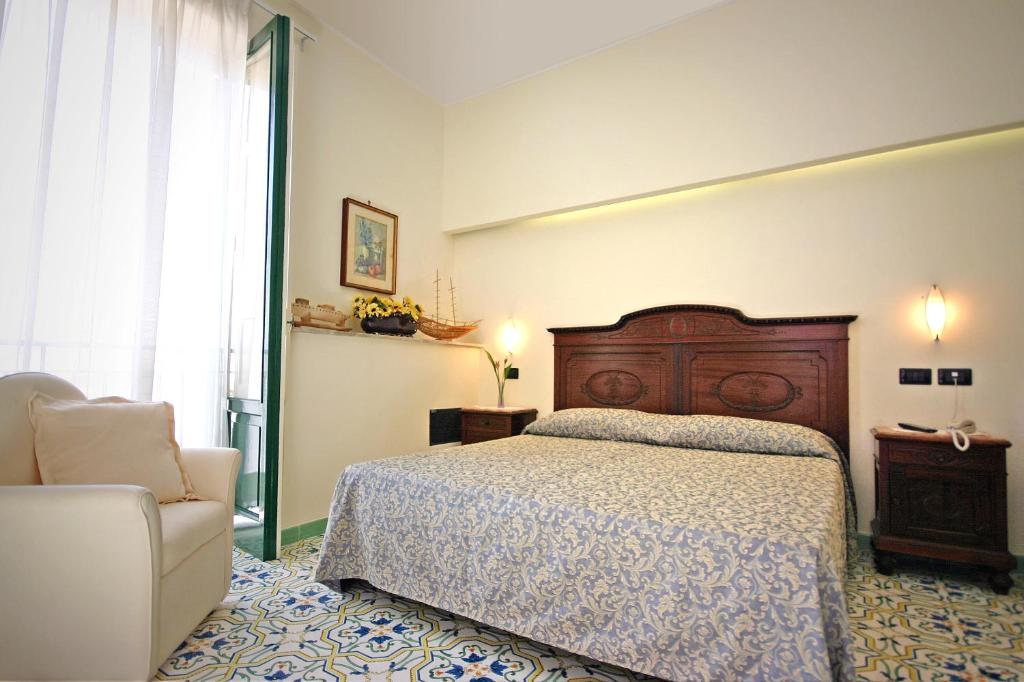 Sorrento Inn Guesthouse - 11