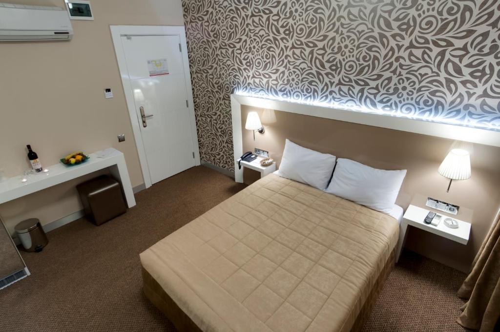 Sultan Hotel - Standard Double Or Twin Room