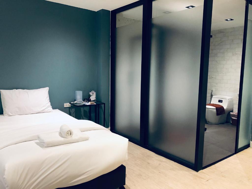 Alley living rama8 - 4