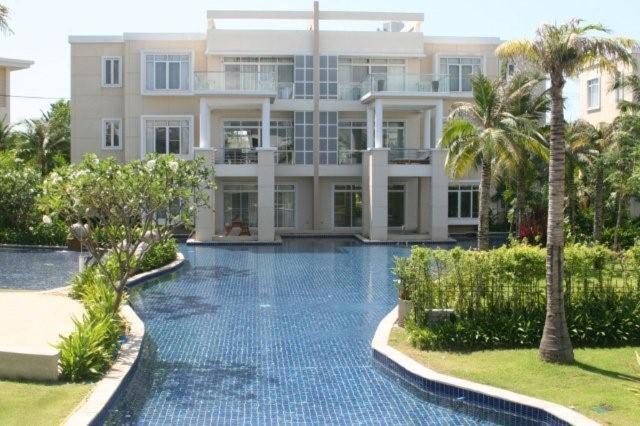 Bazén v ubytování Hua Hin Blue Lagoon nebo v jeho okolí