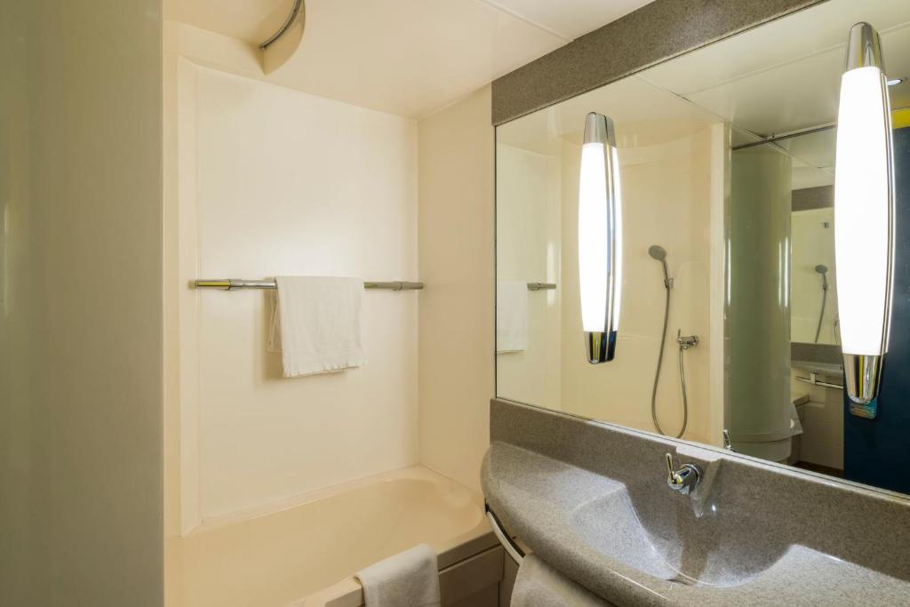 Koupelna v ubytování ibis Styles Lyon Bron Eurexpo