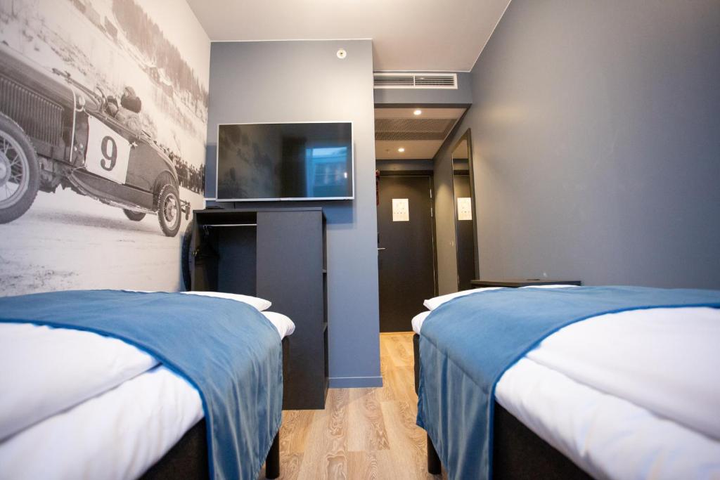 
Small Economy Twin Room 
