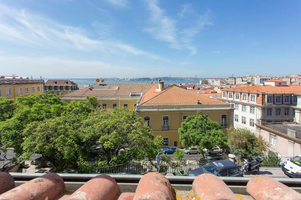 River View Apartment in Castelo Historic Lisbon One Bedroom
