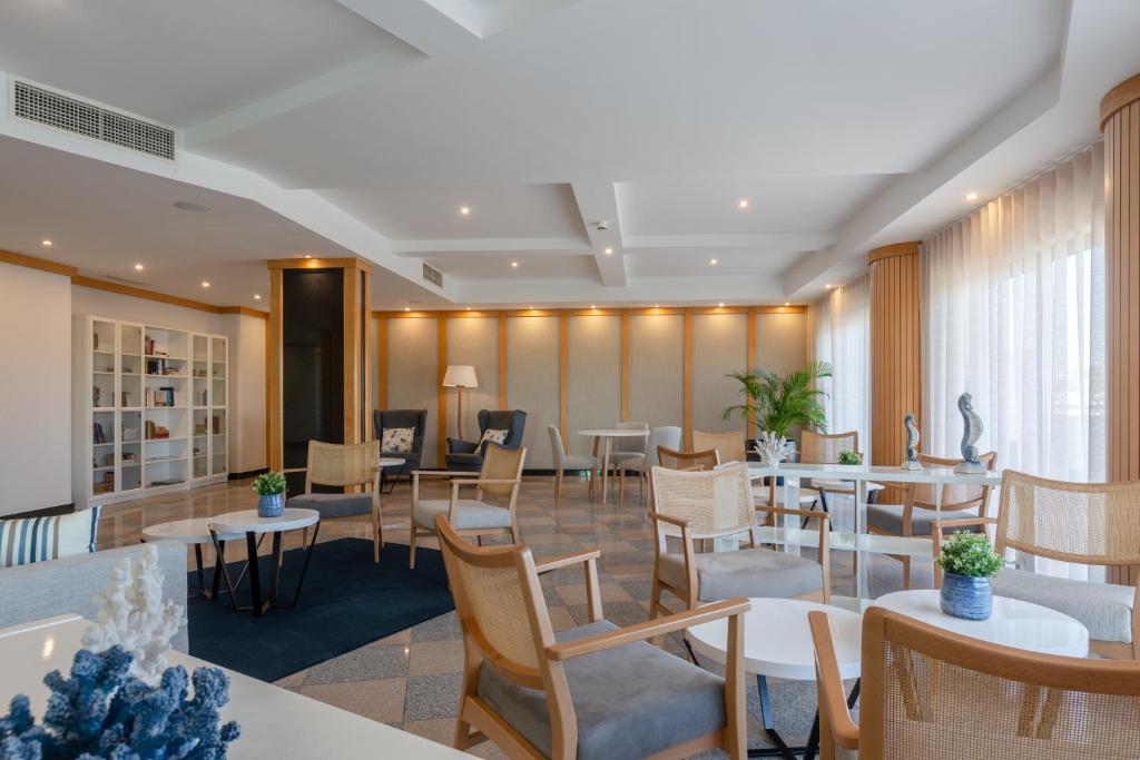 The Navigator - Solaqua - Resim 30