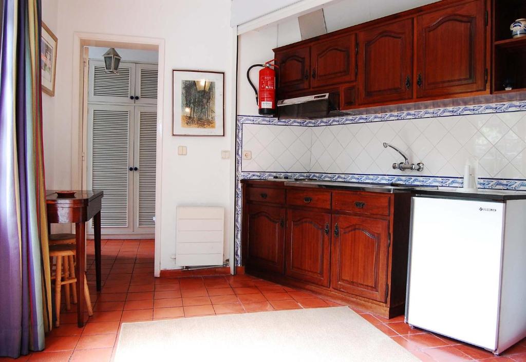 A cozinha ou kitchenette de Casa de Esteiro