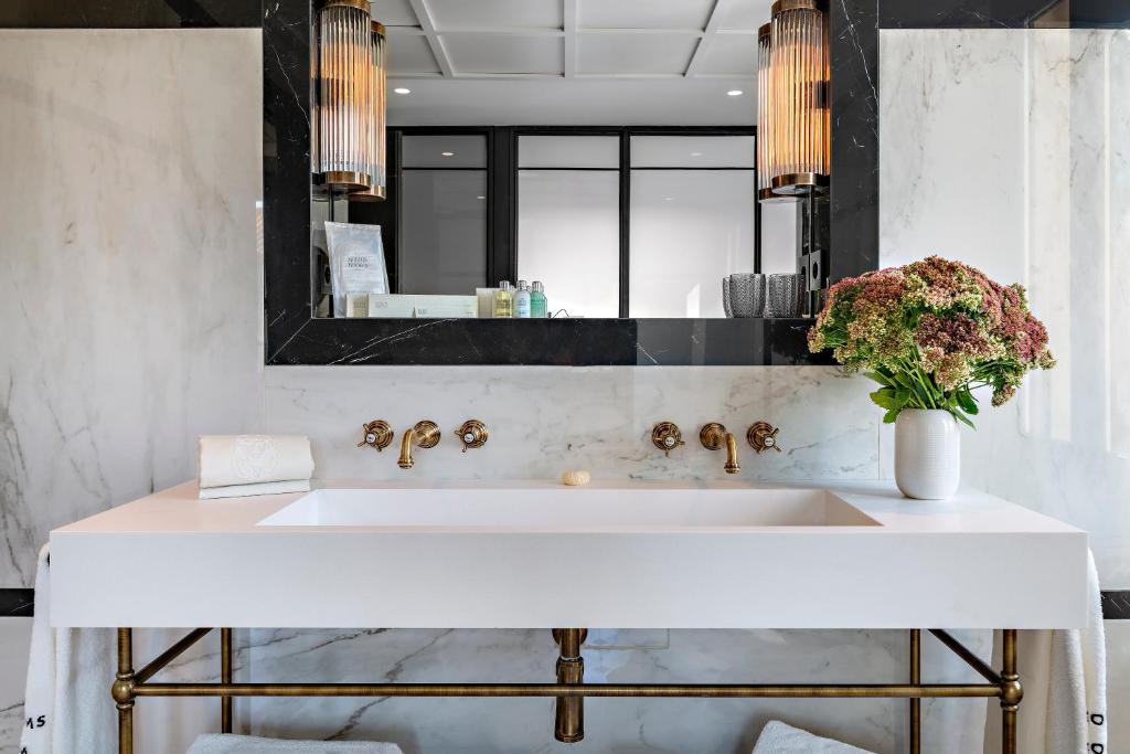 CoolRooms Palacio de Atocha - 18