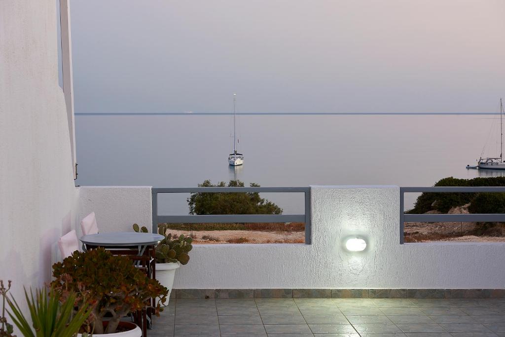 Fotografie z fotogalerie ubytování Muses Rooms Milos v destinaci Provatas