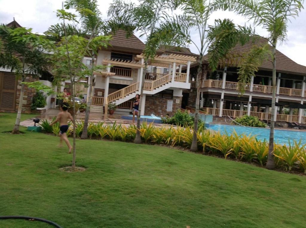 Davao 2br One Oasis Beside SM Mall-Wifi - Two-Bedroom Apartment