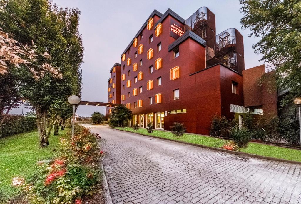 Budova, kde se hotel nachází