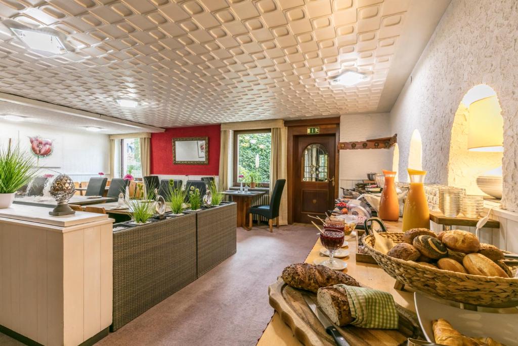 Kuchyň nebo kuchyňský kout v ubytování Hotel Bären