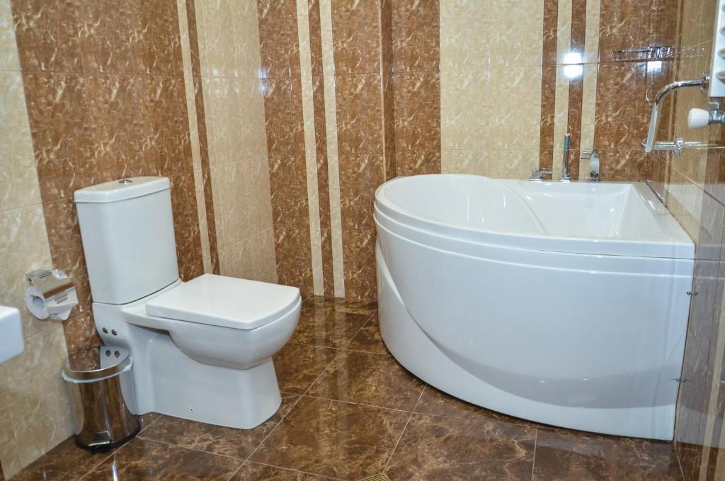 Koupelna v ubytování Rubin Hotel