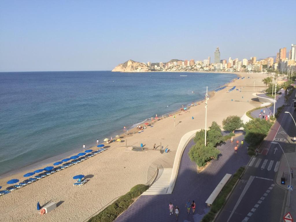 Av/ Armada Española, Ed/ Los Fernandos, 5, 5º H2, Benidorm ...