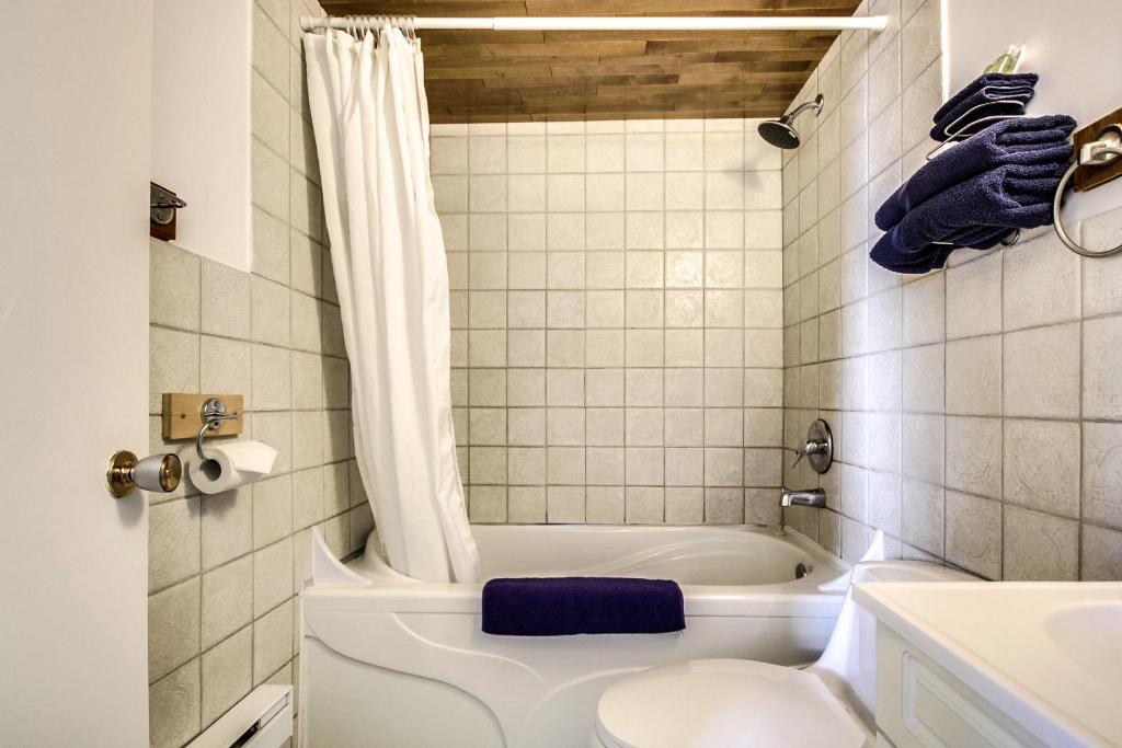 Koupelna v ubytování Motel Bellefeuille