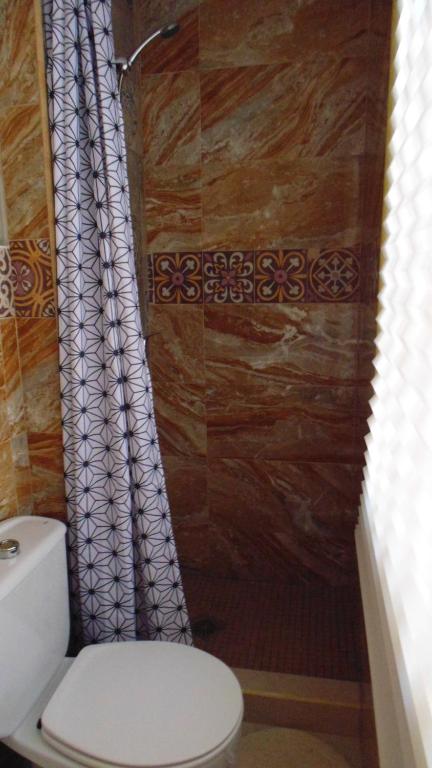 Koupelna v ubytování Apartamento Moriones A. A150 m del mar en centro de ciudad