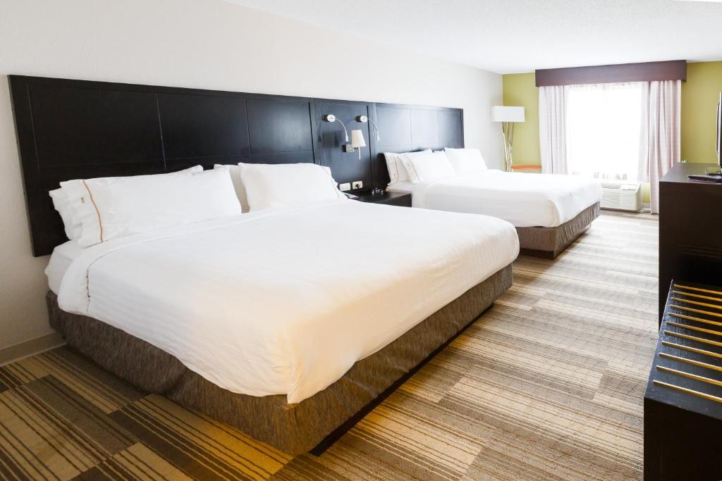 Holiday Inn Express & Suites Shelbyville by IHG - Standardzimmer