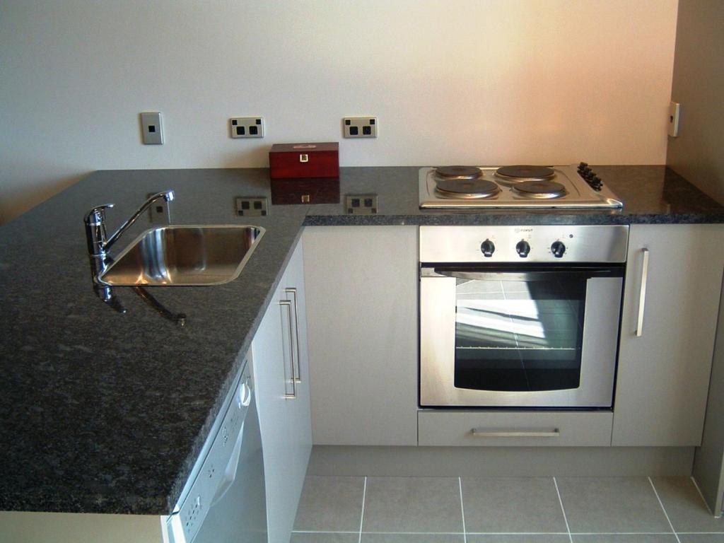 City Central Motel Apartments - Resim 22