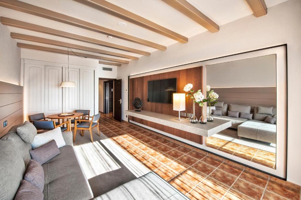 Hotel La Caminera Club de Campo - 套房可使用水疗中心