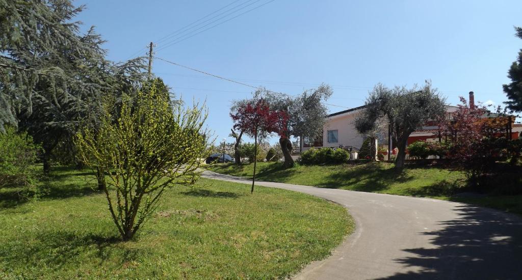 Zahrada ubytování B&B Villa Lena
