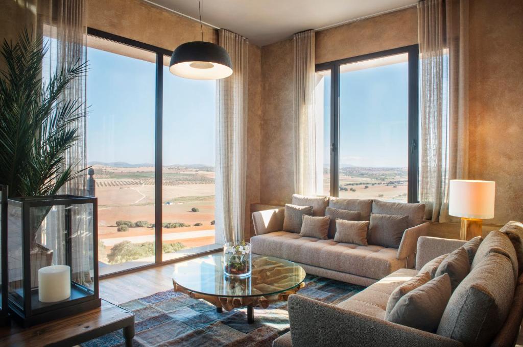 A seating area at Hotel La Caminera Club de Campo