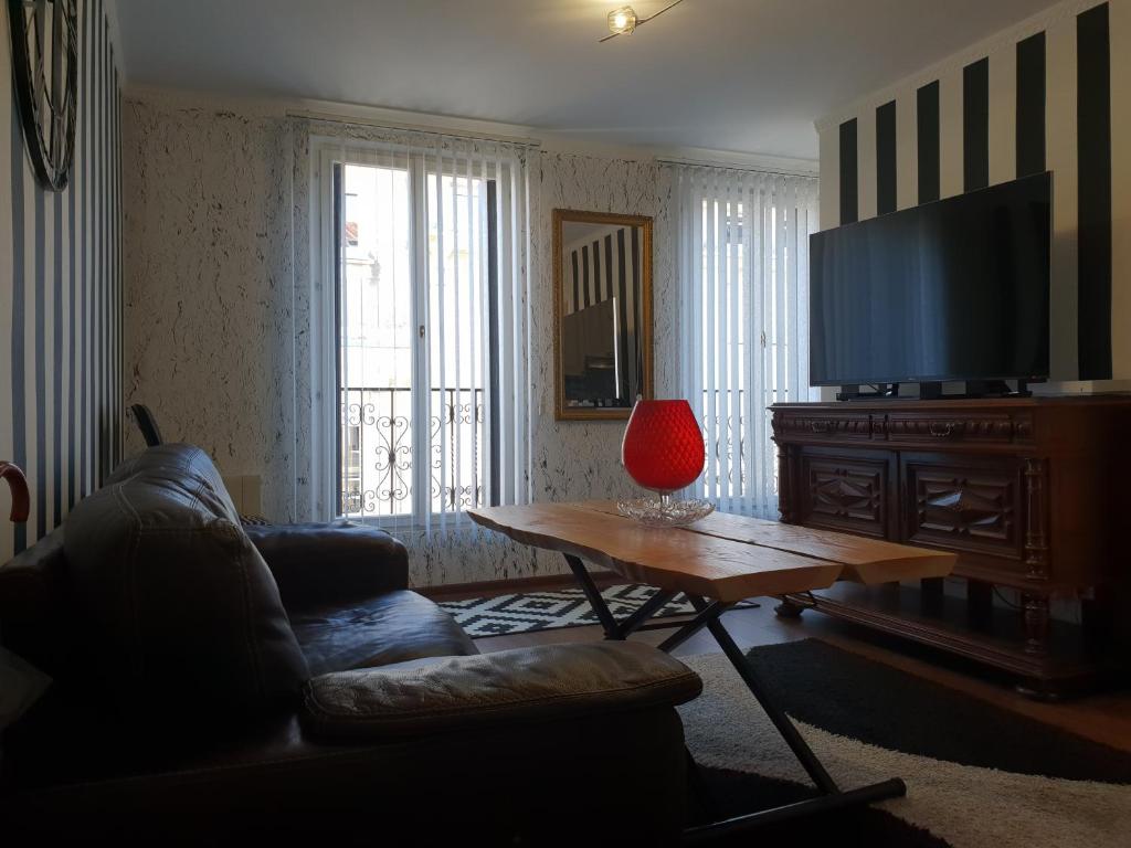 Appartement Centre Bordeaux avec Garage sur demande - Apartment