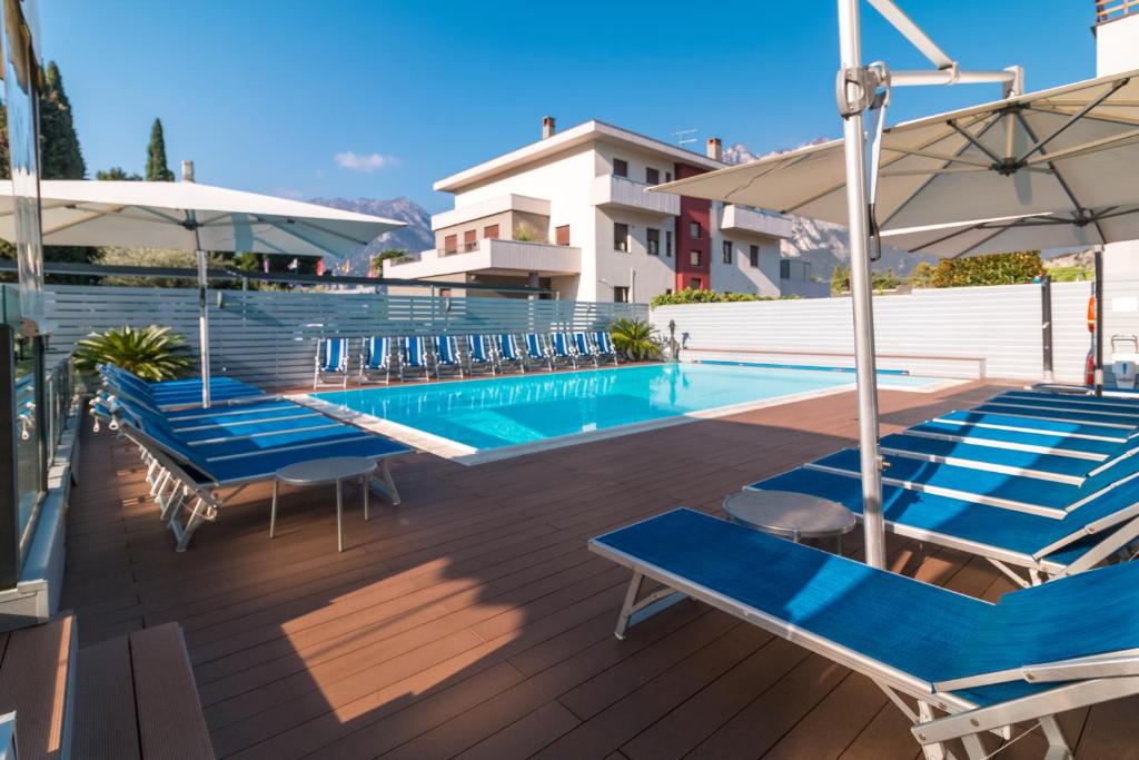 Bazén v ubytování Hotel Miorelli nebo v jeho okolí