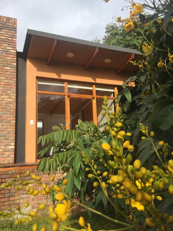 Зображення з фотогалереї помешкання Titué Refugio , Cabañas у місті Ла-Калера