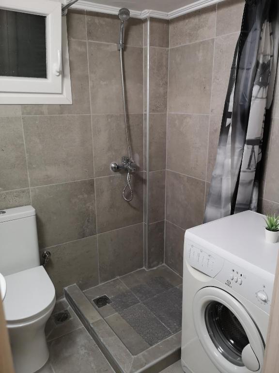 Koupelna v ubytování Dimitris House 7