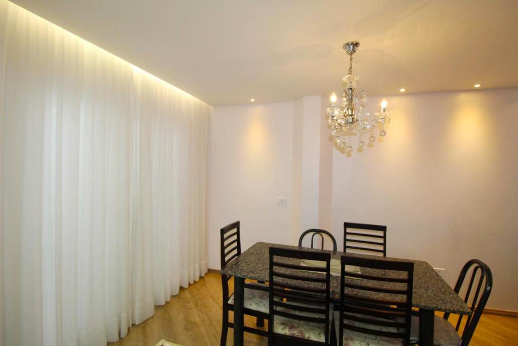  Sobrado Triplex Em Curitiba
