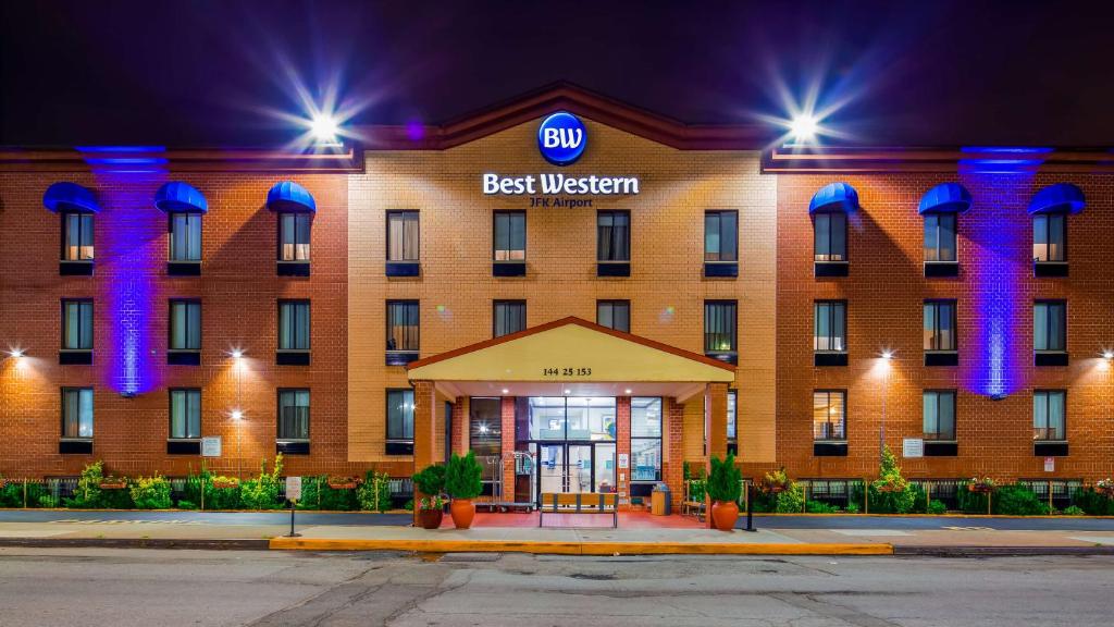 Hotel Best Western JFK Airport, Queens, NY - Booking.com