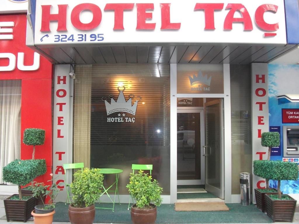 Certifikát, hodnocení, plakát nebo jiný dokument vystavený v ubytování Tac Hotel