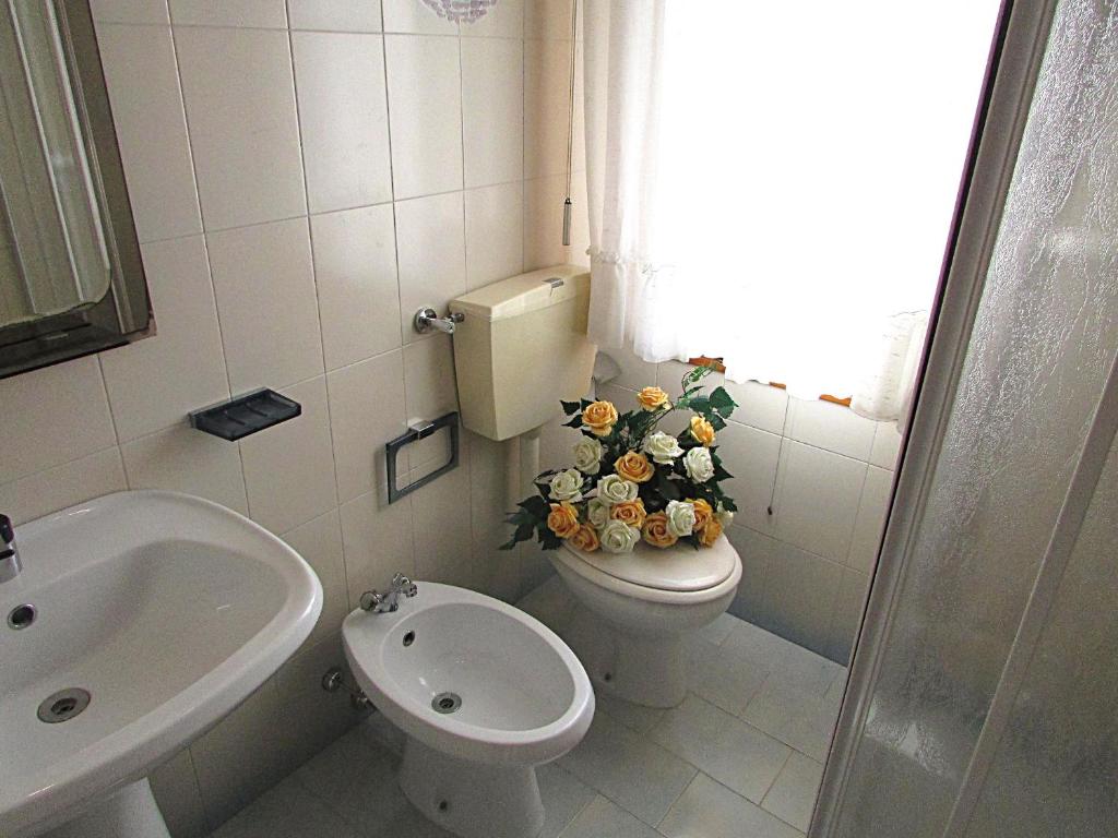 A bathroom at Andrea