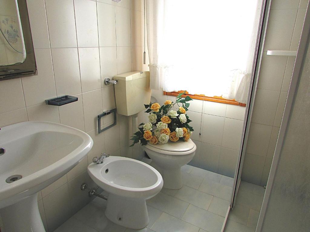 A bathroom at Andrea