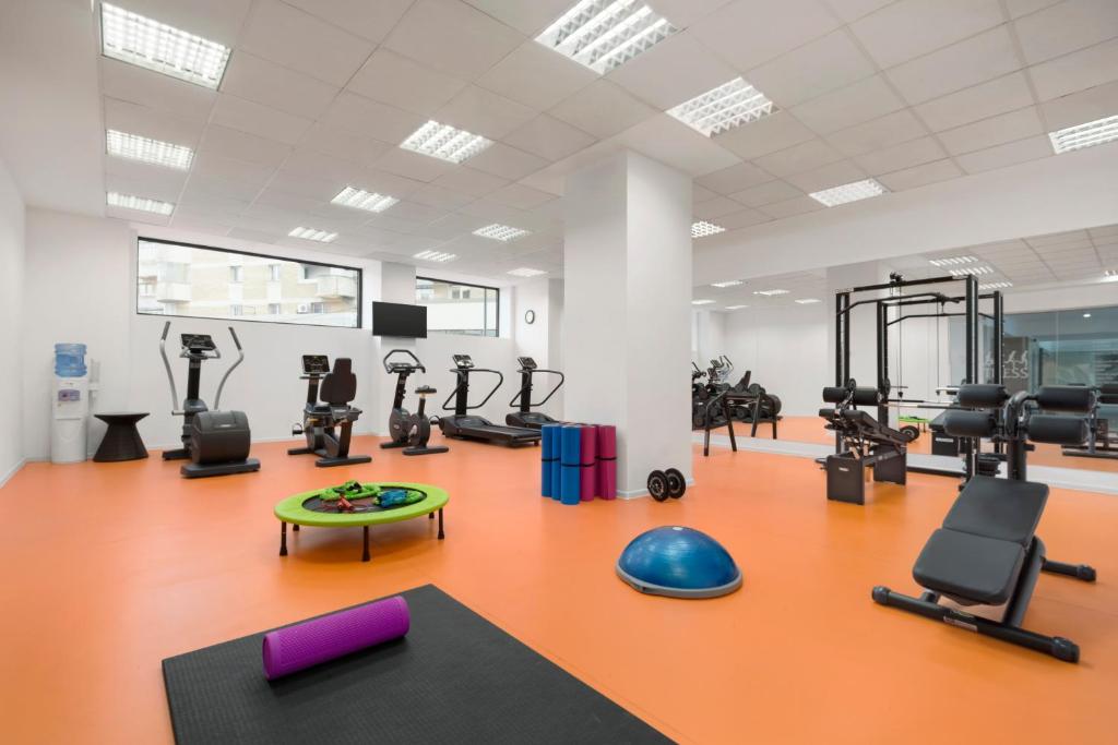 Centrul de fitness și/sau facilități de fitness de la Ramada Plaza Craiova