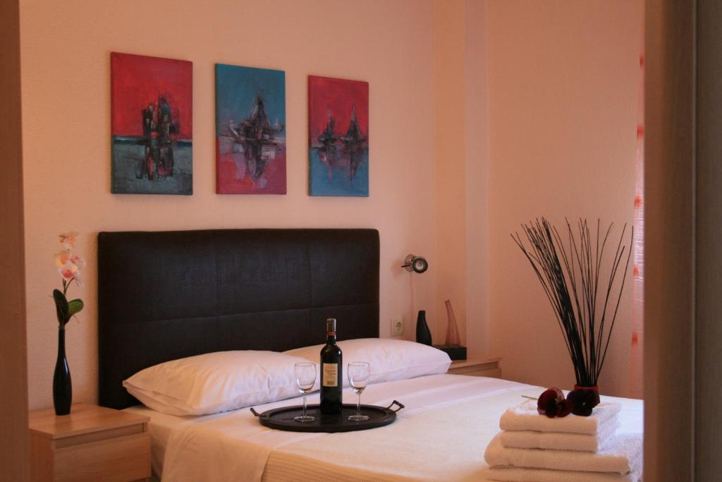 Yasoo Holiday Apartments - 