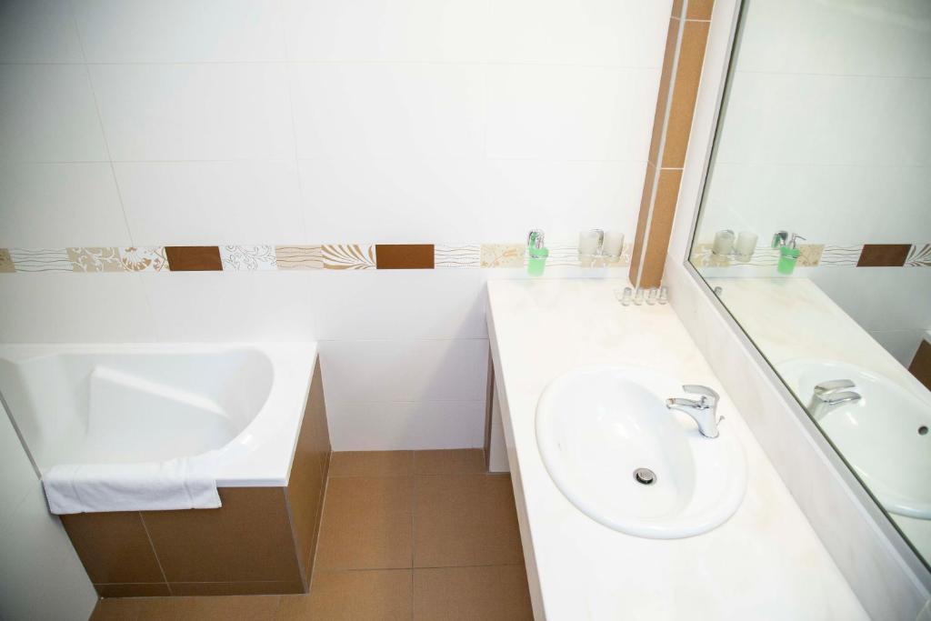 Koupelna v ubytování Hotel S-centrum Děčín