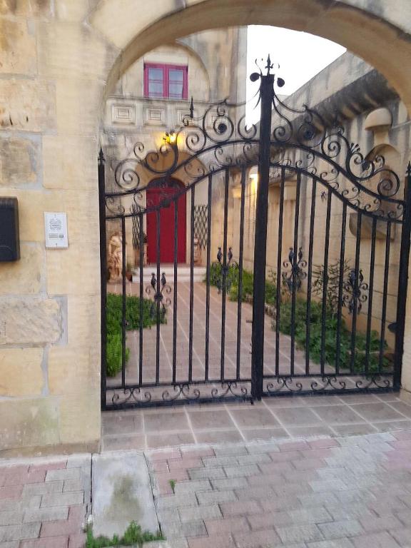 Fotografie z fotogalerie ubytování Ta' Karkar Villa Bed and Breakfast v destinaci Xagħra