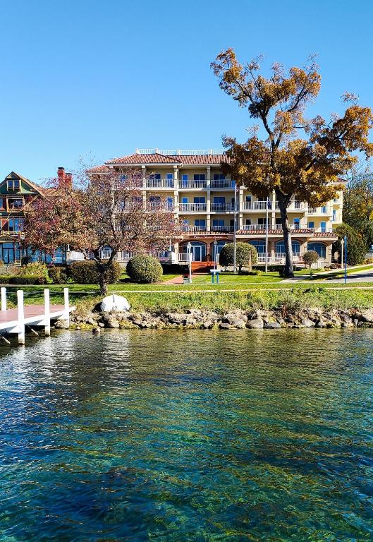 Bella Vista Suites Lake Geneva, 레이크 제네바 (2025년 최신 요금) ★★★ Bella Vista Suites Lake Geneva, 레이크 제네바, 미국